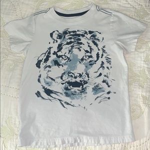 Tea Brand t shirt size 7